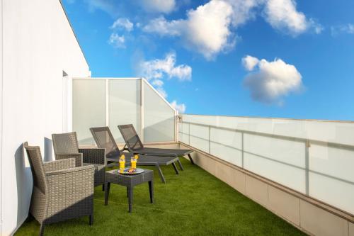Habitación Doble con terraza del hotel Cristal Porto. Foto 4