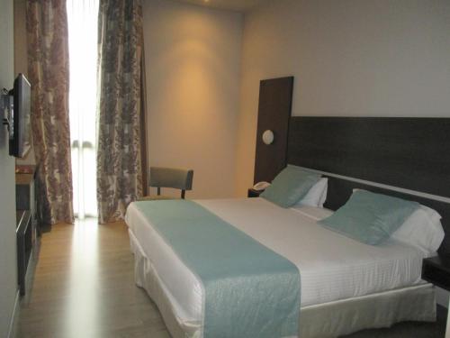 Habitación Doble con cama extragrande - No fumadores del hotel Ciudad De Ponferrada