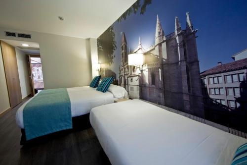 Habitación Triple del hotel Ele Enara Boutique. Foto 3