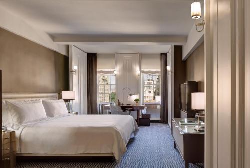 Alojamiento Premier con cama extragrande del hotel The Carlyle, A Rosewood. Foto 1