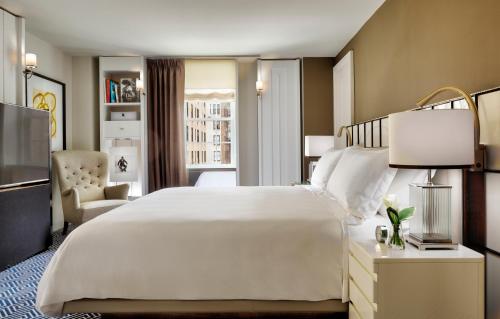 Executive con cama extragrande del hotel The Carlyle, A Rosewood. Foto 4