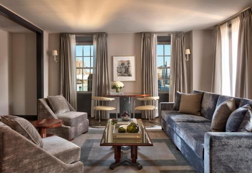 Upper East Side Suite del hotel The Carlyle, A Rosewood. Foto 3