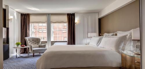 Suite Premier del hotel The Carlyle, A Rosewood. Foto 3