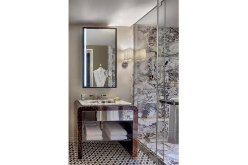 Alojamiento Clásico - 1 cama extragrande del hotel The Carlyle, A Rosewood. Foto 3