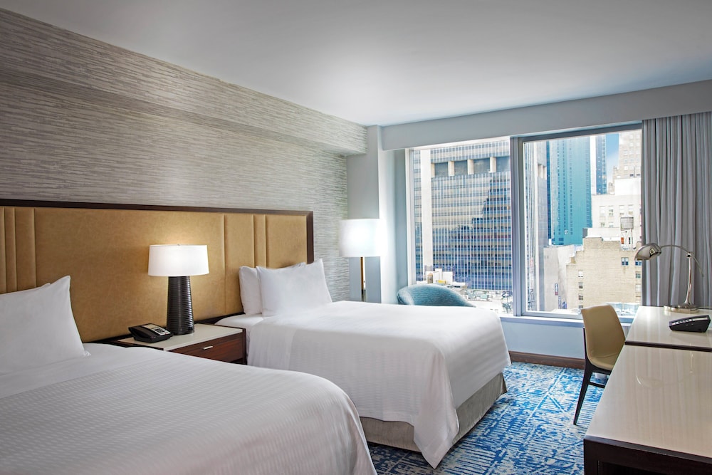 Habitación Premium, 2 camas dobles, accesible en silla de ruedas (Midtown View) del hotel Intercontinental New York Times Square. Foto 1