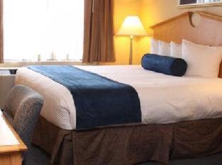 Suite 1 Cama king 1 habitación Normal del hotel Marco LaGuardia Hotel & Suites. Foto 2