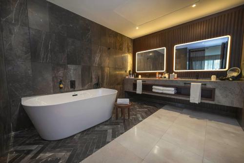 Selección Familiar - Suite junto a la playa del hotel Grand Palladium Kantenah Resort and Spa All Inclusive. Foto 1