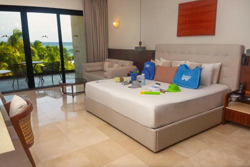 Selección Familiar - Suite Junior con piscina privada en la azotea del hotel Grand Palladium Kantenah Resort and Spa All Inclusive