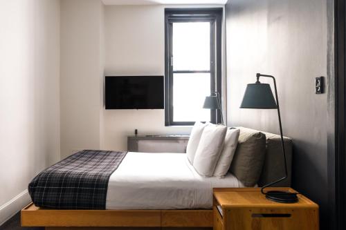 Habitación cómoda del hotel Ace Hotel New York. Foto 1