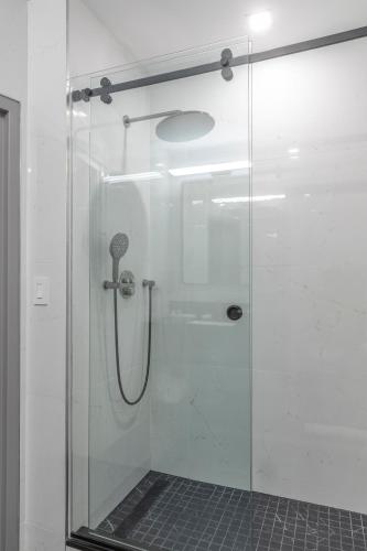 Habitación Doble Deluxe - 2 camas dobles del hotel Broadway Plaza. Foto 1