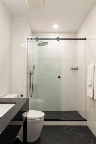 Hab. Deluxe 2 camas dobles del hotel Broadway Plaza. Foto 8