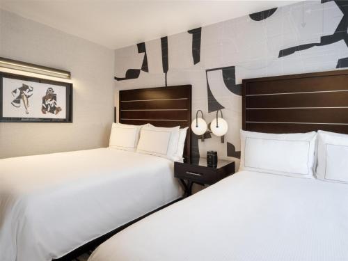 Habitación Doble - 2 camas dobles del hotel HILTON NEW YORK FASHION DISTRICT