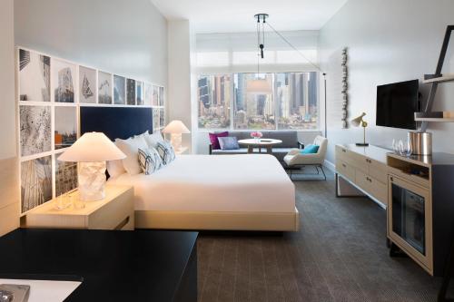 Estudio Doble con cama grande y vistas a la ciudad del hotel Ink 48. Foto 6