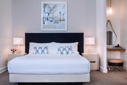 Habitación con cama extragrande - Adaptada para personas de movilidad reducida del hotel Ink 48