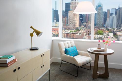 Alojamiento Premier con cama extragrande del hotel Ink 48. Foto 4