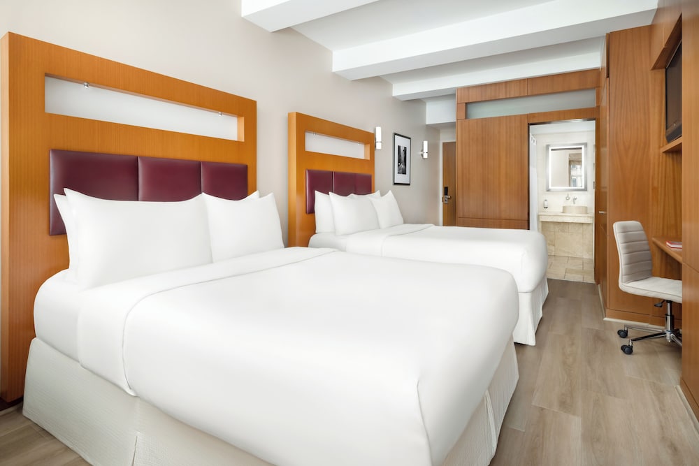 Habitación superior, 2 camas dobles del hotel Hotel 57. Foto 6