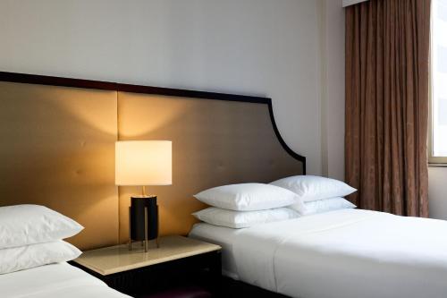 Suite, 2 dobles, sofá cama del hotel Sheraton Brooklyn. Foto 1