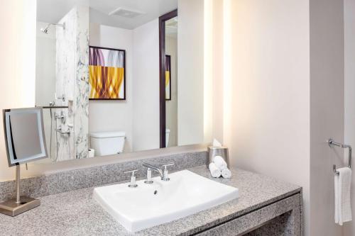 Estudio con cama extragrande del hotel Hilton Club West 57th Street New York