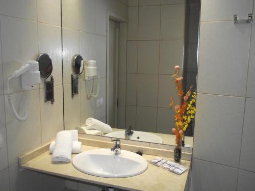 Estudio Exterior del hotel Colón Playa. Foto 3