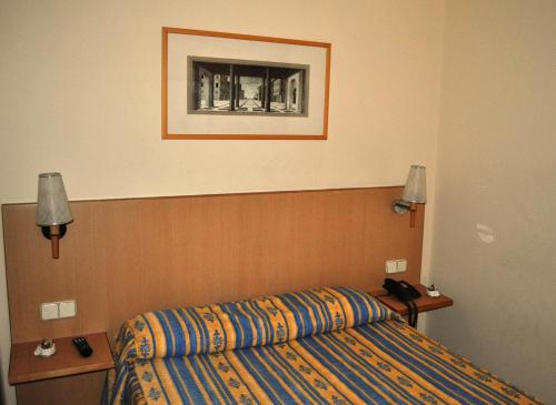 Habitación Individual del hotel España. Foto 8