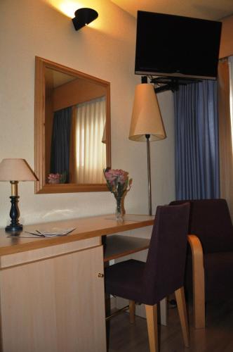 Habitación Doble - 1 o 2 camas del hotel España. Foto 4