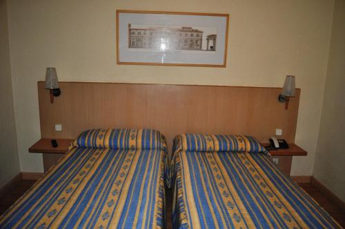 Habitación Doble - 1 o 2 camas del hotel España. Foto 6