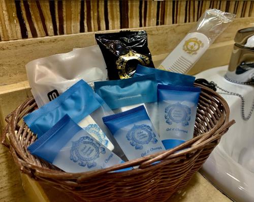 Habitación cuádruple del hotel Europa. Foto 6