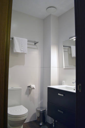 Habitación doble del hotel De Francia Y París. Foto 1