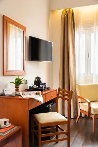 Habitación Doble - 2 camas del hotel De Francia Y París. Foto 6