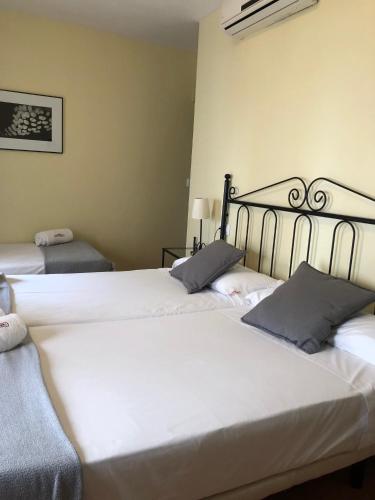 Habitación Triple del hotel Orfebre Góngora. Foto 7