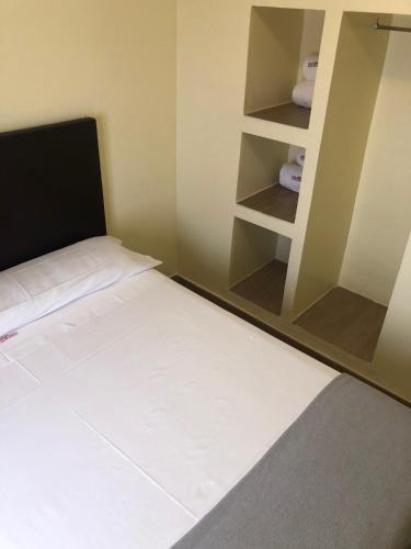 Habitación Doble Económica - 1 o 2 camas del hotel Orfebre Góngora. Foto 1