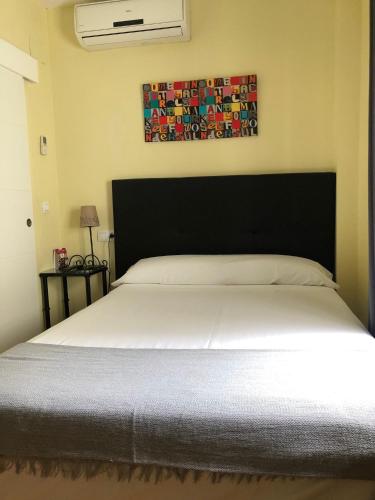 Habitación Doble Económica - 1 o 2 camas del hotel Orfebre Góngora. Foto 13