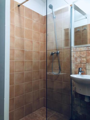 Habitación Doble Económica - 1 o 2 camas del hotel Orfebre Góngora. Foto 15