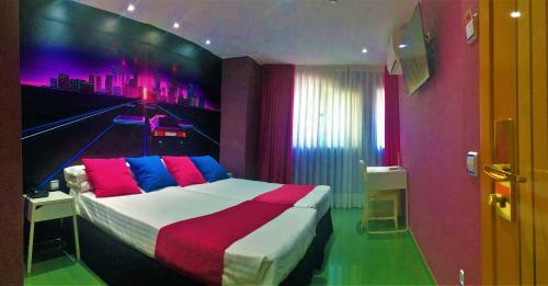 Habitación Triple del hotel Indiana. Foto 5