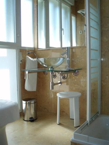 Habitación Triple del hotel Indiana. Foto 6