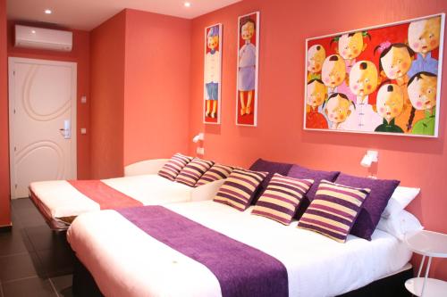 Habitación Familiar del hotel Indiana. Foto 6