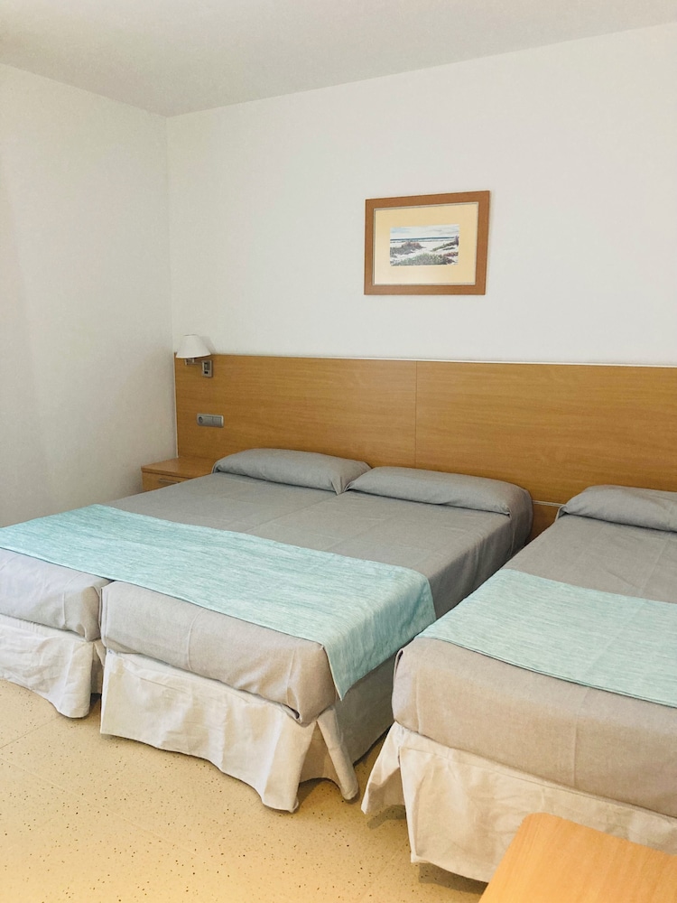 Habitación Triple del hotel Vent De Mar