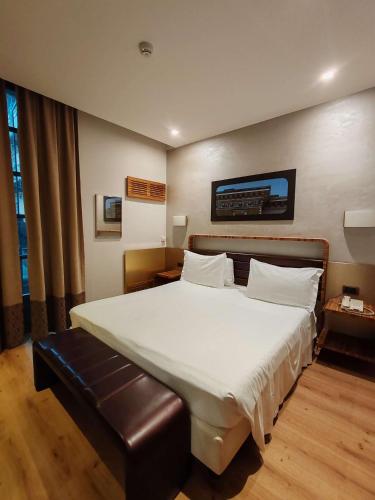 King Room with Spa and Exercise Equipment - Non - Smoking del hotel Sure by Best Western Turin City Centre. Foto 3