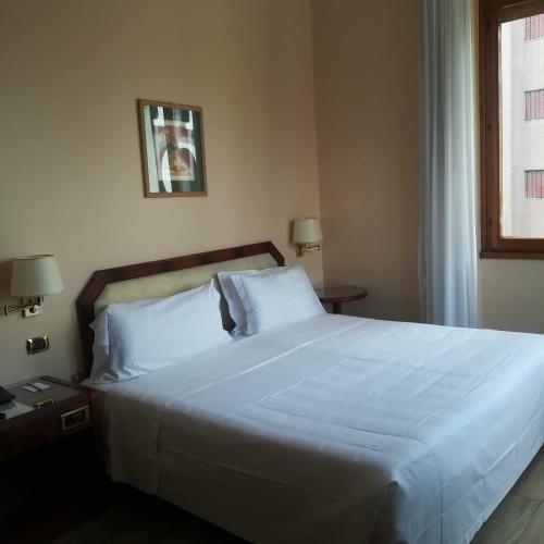 Habitación Doble del hotel Bristol. Foto 7