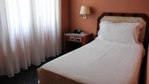Habitación Individual del hotel Bristol. Foto 7
