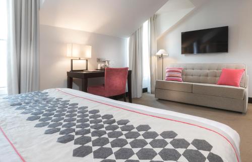 Habitación Familiar Prestige del hotel Montfleuri Paris. Foto 3