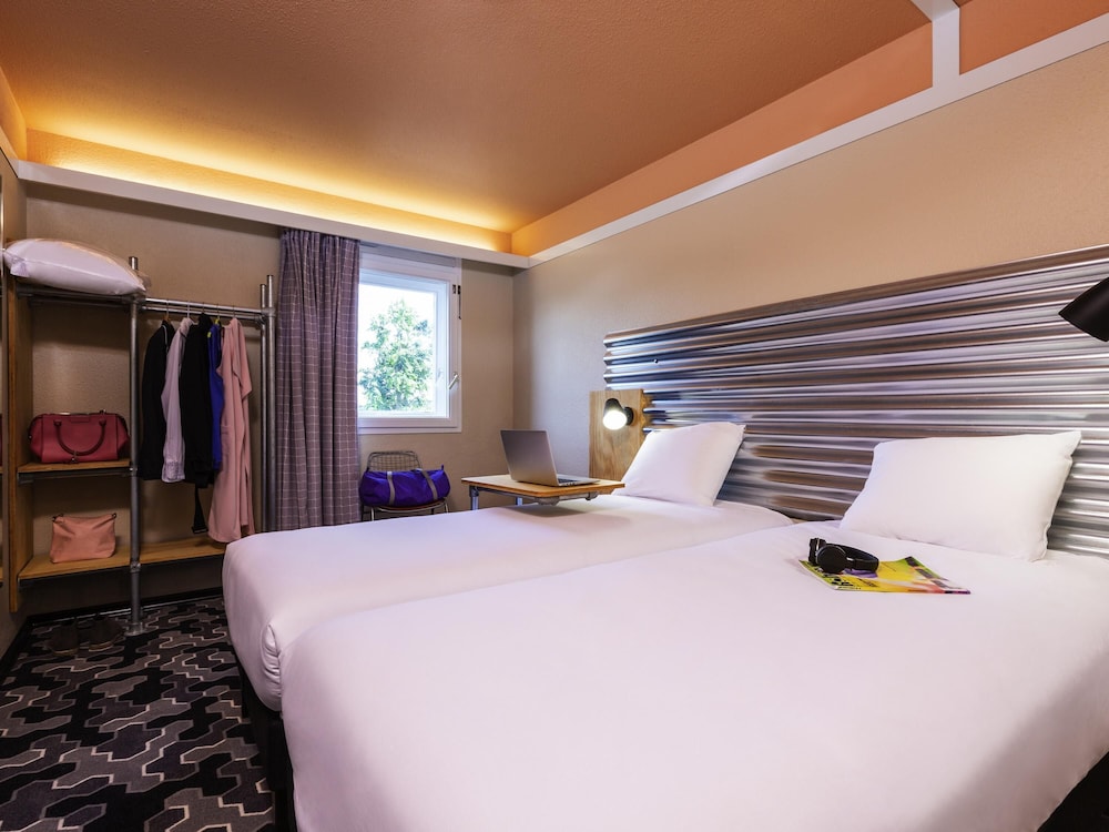 Habitación Standard con dos camas individuales del hotel Ibis Styles Bobigny Centre Préfecture