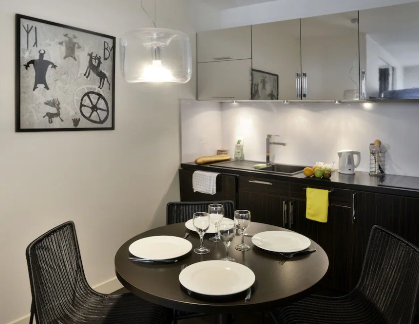 Apartamento Con Cocina 1 habitación Sofá Cama incluido 1 Cama doble del hotel Adagio Grenoble Centre. Foto 1