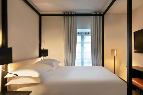 Habitación Deluxe - 1 cama grande del hotel Le Metropolitan a Tribute Portfolio