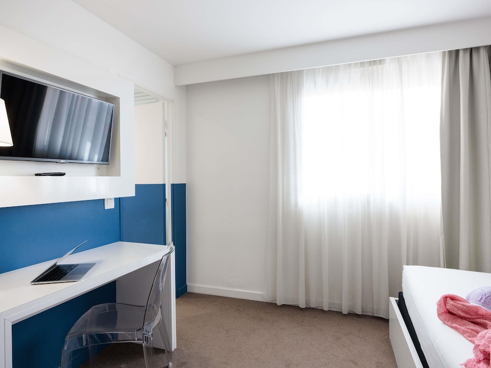Habitación Clásica con 1 cama doble del hotel Ibis Styles Menton Centre. Foto 1