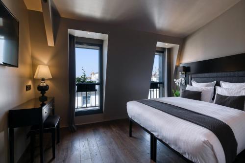 Habitación - Última planta del hotel B Montmartre. Foto 7