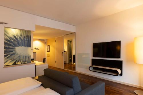Suite Junior del hotel Scandic Berlin Potsdamer Platz. Foto 3