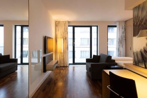 Suite Junior del hotel Scandic Berlin Potsdamer Platz. Foto 4