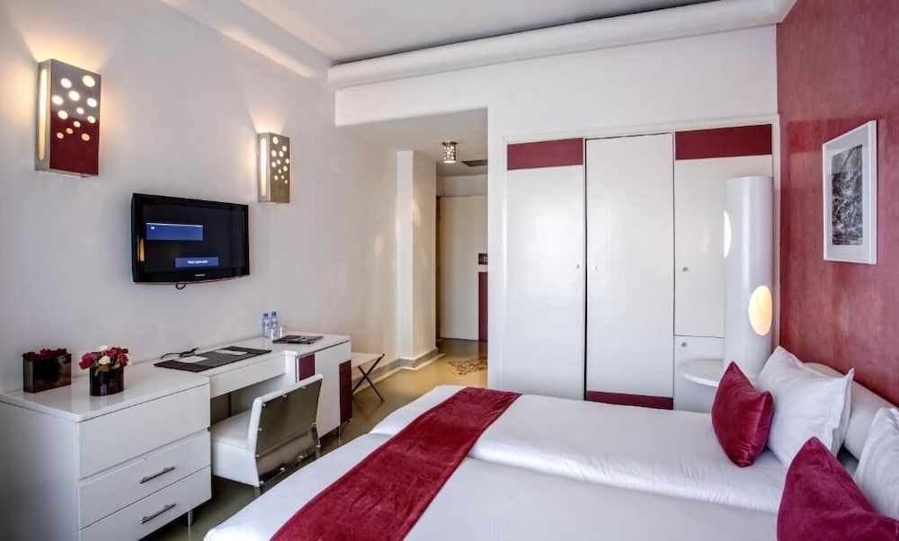 Habitación estándar doble del hotel La Renaissance Hotel