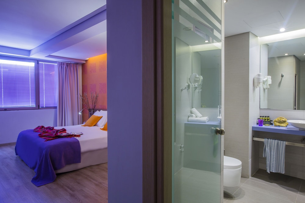 Habitación ejecutiva doble del hotel Novus City. Foto 2